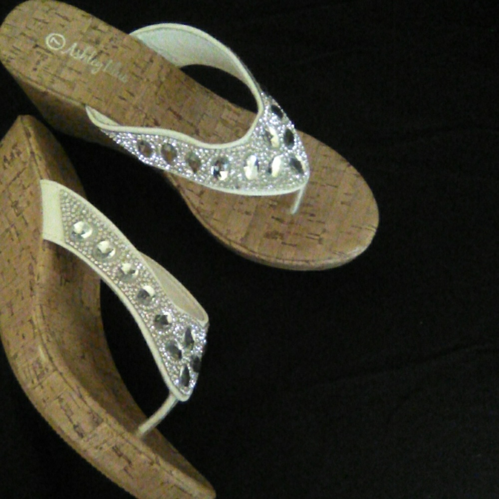 Women's sandal wedges